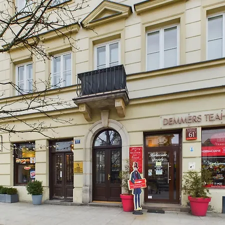 Apartment Cozy In Krakowskie Przedmiescie Near Old Town By Renters