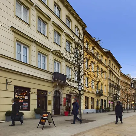 Cozy In Krakowskie Przedmiescie Near Old Town By Renters * Warsaw